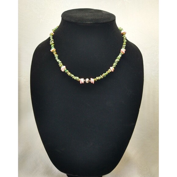 Turquoise And Pink Conch Shell Necklace W/925 Silver Bead Approx 17" - Picture 1 of 9